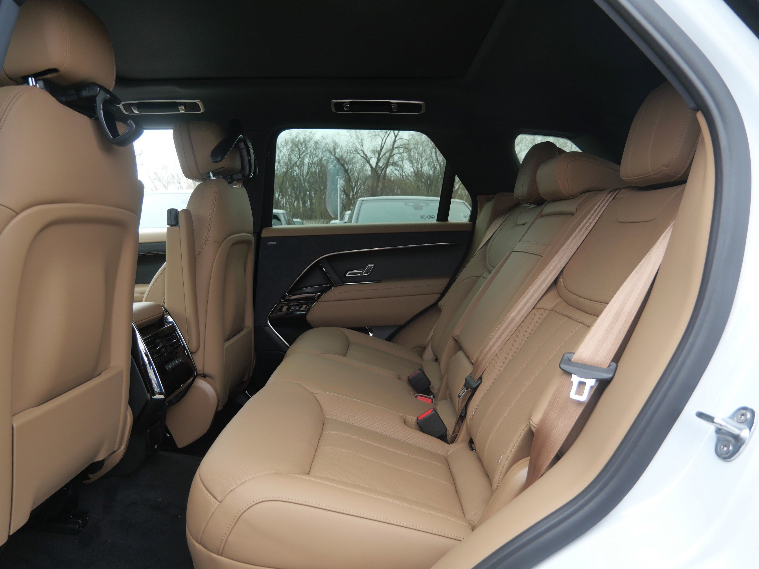 New 2026 Land Rover Range Rover Sport SE AWD/4WD image 5