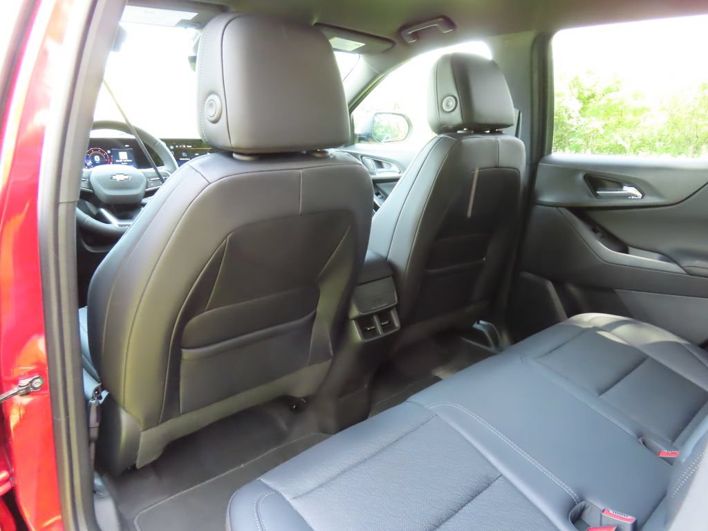 New 2027 Chevrolet Equinox LT w/ Convenience Package II AWD/4WD image 22