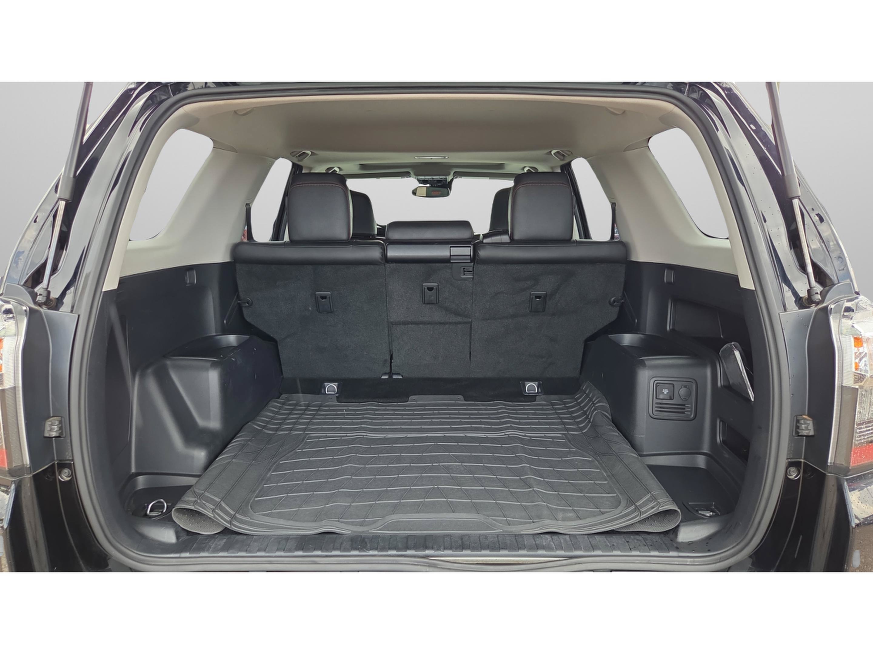 Certified 2021 Toyota 4Runner TRD Off-Road Premium w/ Moonroof Package AWD/4WD image 9