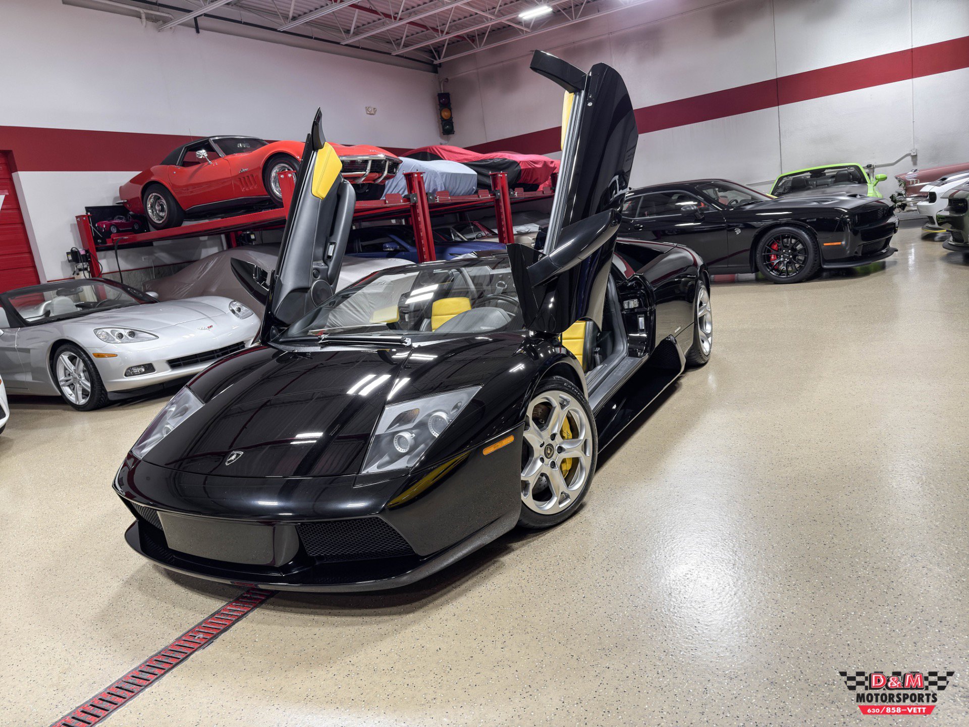Used 2005 Lamborghini Murcielago Roadster image 28