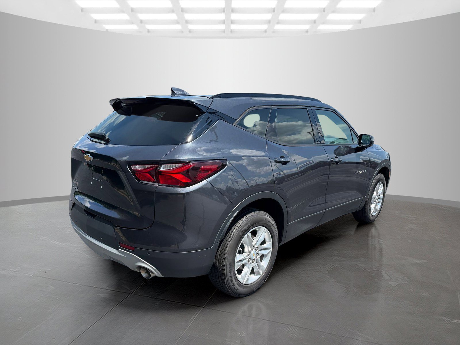 Used 2022 Chevrolet Blazer LT FWD image 7