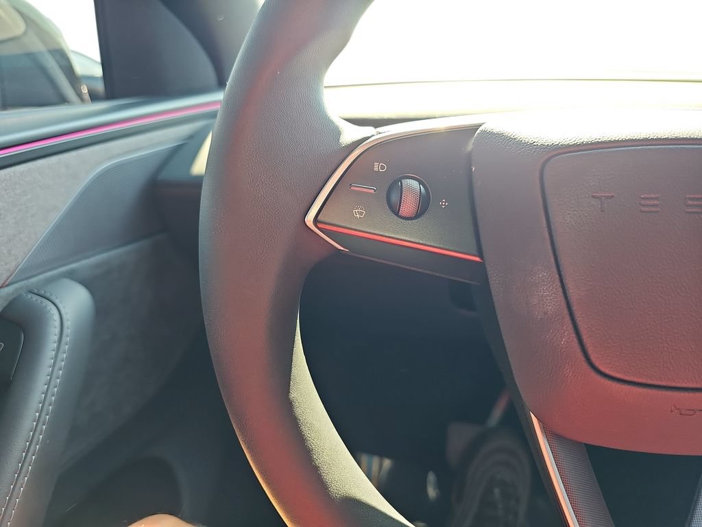 Used 2026 Tesla Model Y 2WD image 17
