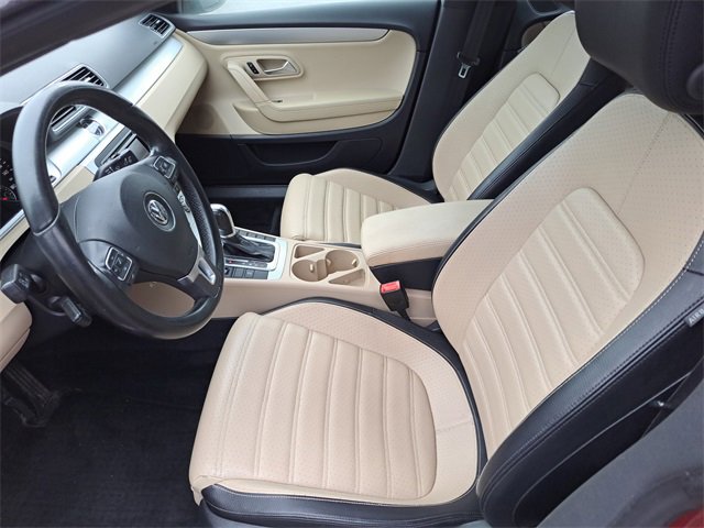 Used 2013 Volkswagen CC Sport image 22