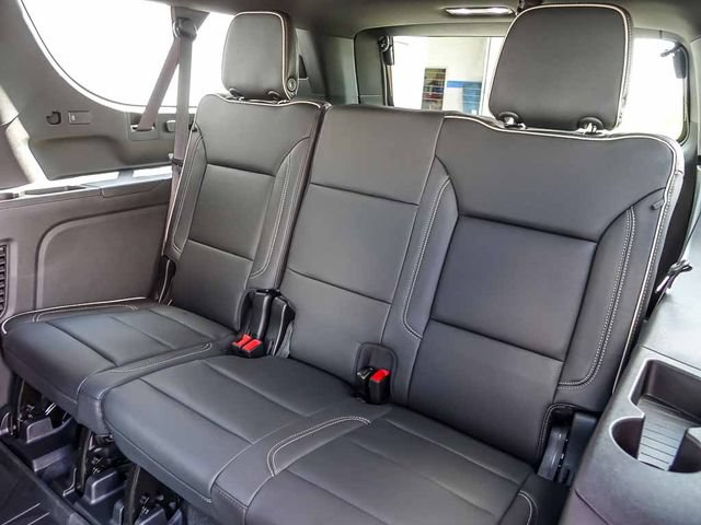 New 2026 Chevrolet Suburban Premier AWD/4WD image 20