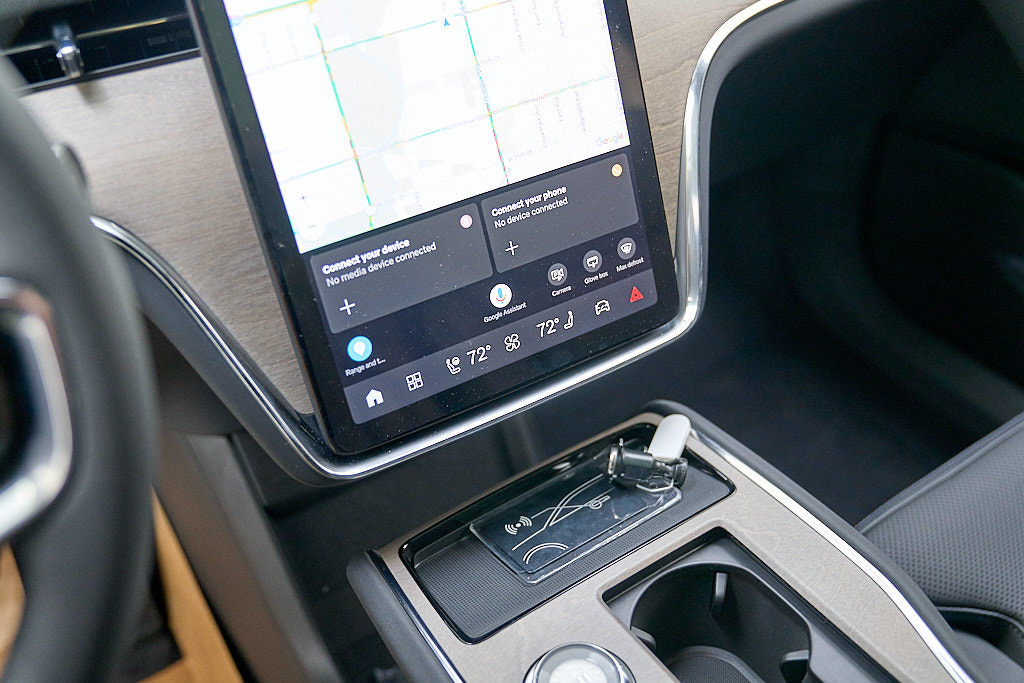 New 2026 Volvo EX90 Plus AWD/4WD image 18
