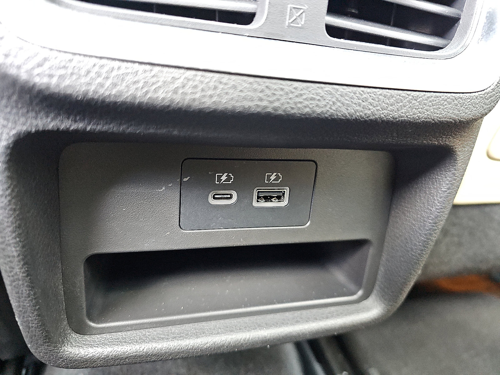 Used 2022 INFINITI QX50 Luxe w/ Cargo Package image 11