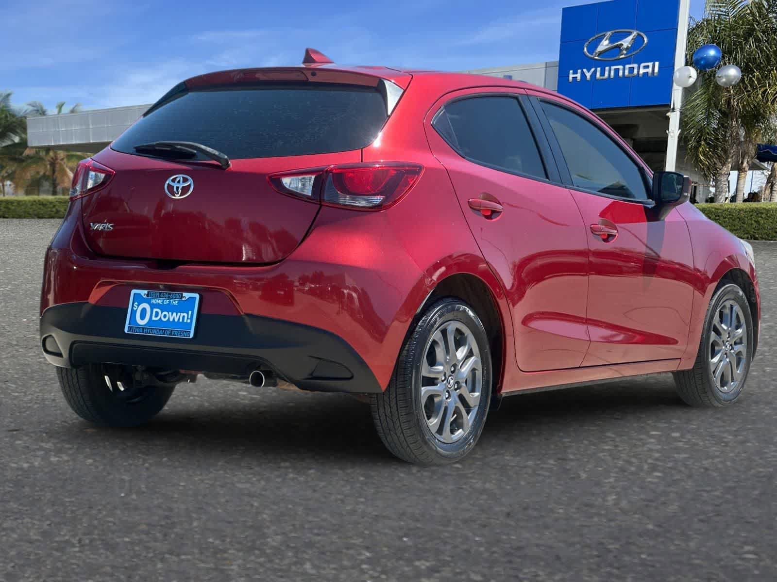 Used 2020 Toyota Yaris LE FWD image 3