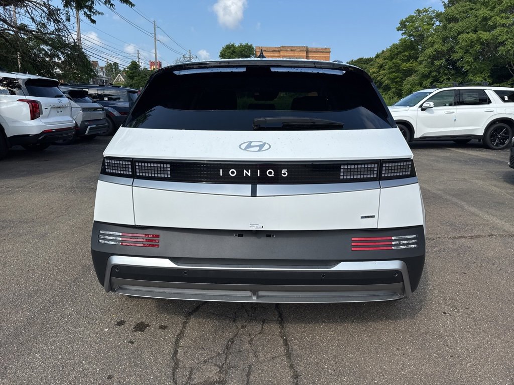 New 2025 Hyundai Ioniq 5 SEL image 6