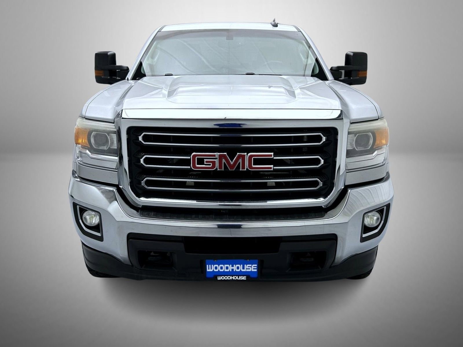 Used 2015 GMC Sierra 2500 SLE w/ SLE Preferred Package AWD/4WD image 2