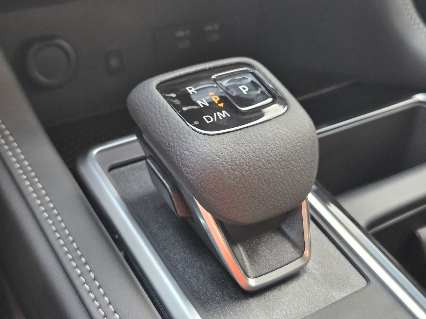 New 2026 Nissan Pathfinder Platinum AWD/4WD image 40