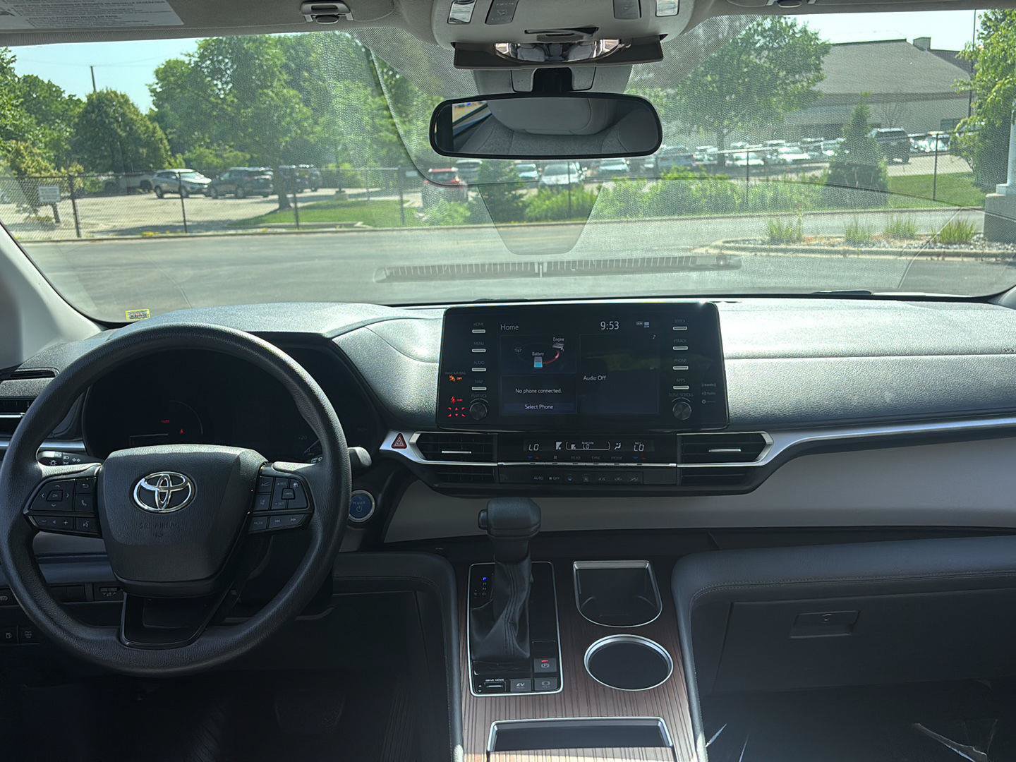 Used 2023 Toyota Sienna LE AWD/4WD image 21