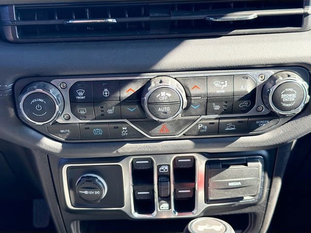 Used 2025 Jeep Wrangler Sahara 4xe w/ Safety Group image 16