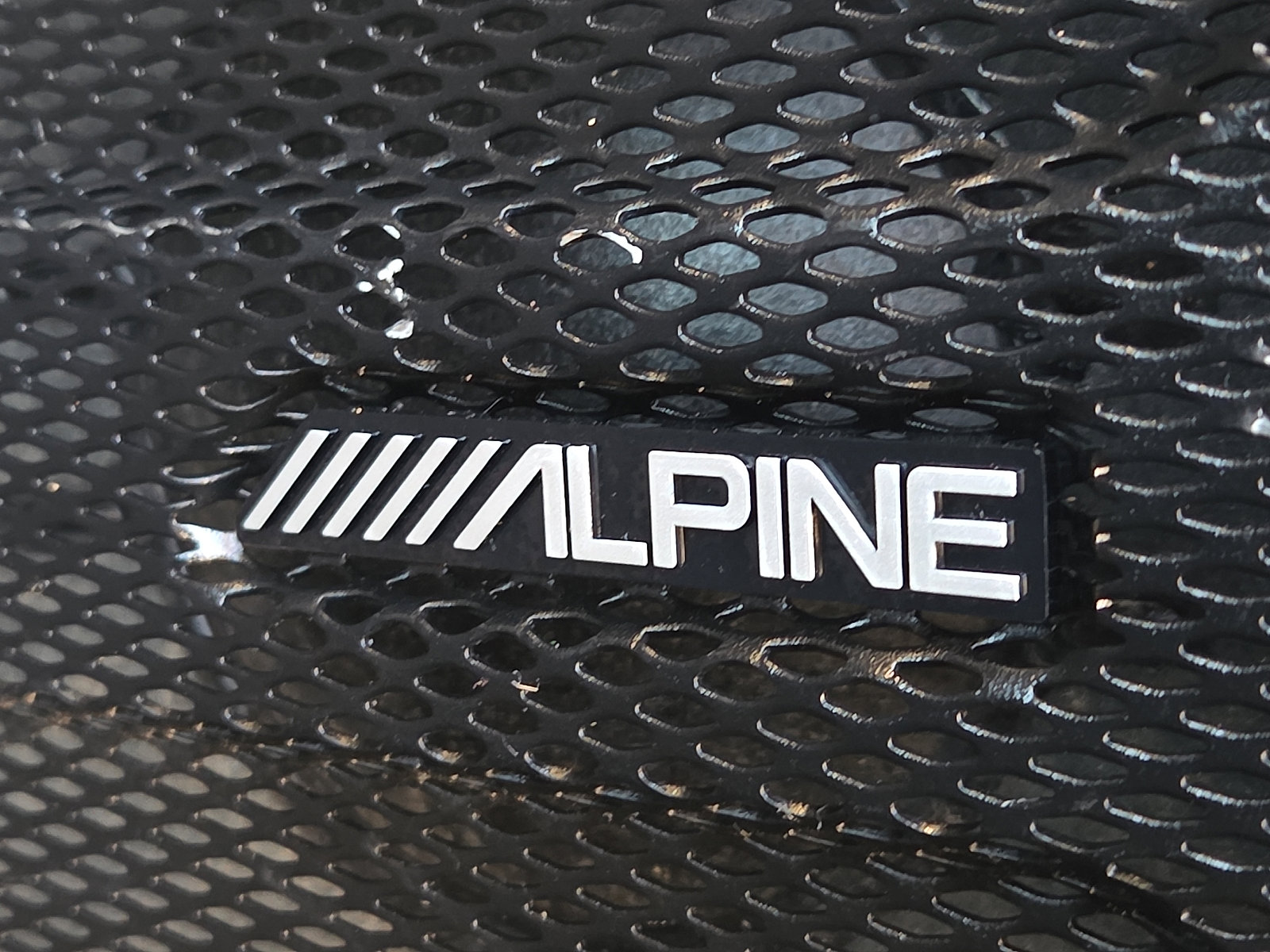 Used 2018 Jeep Wrangler Unlimited Sahara image 10