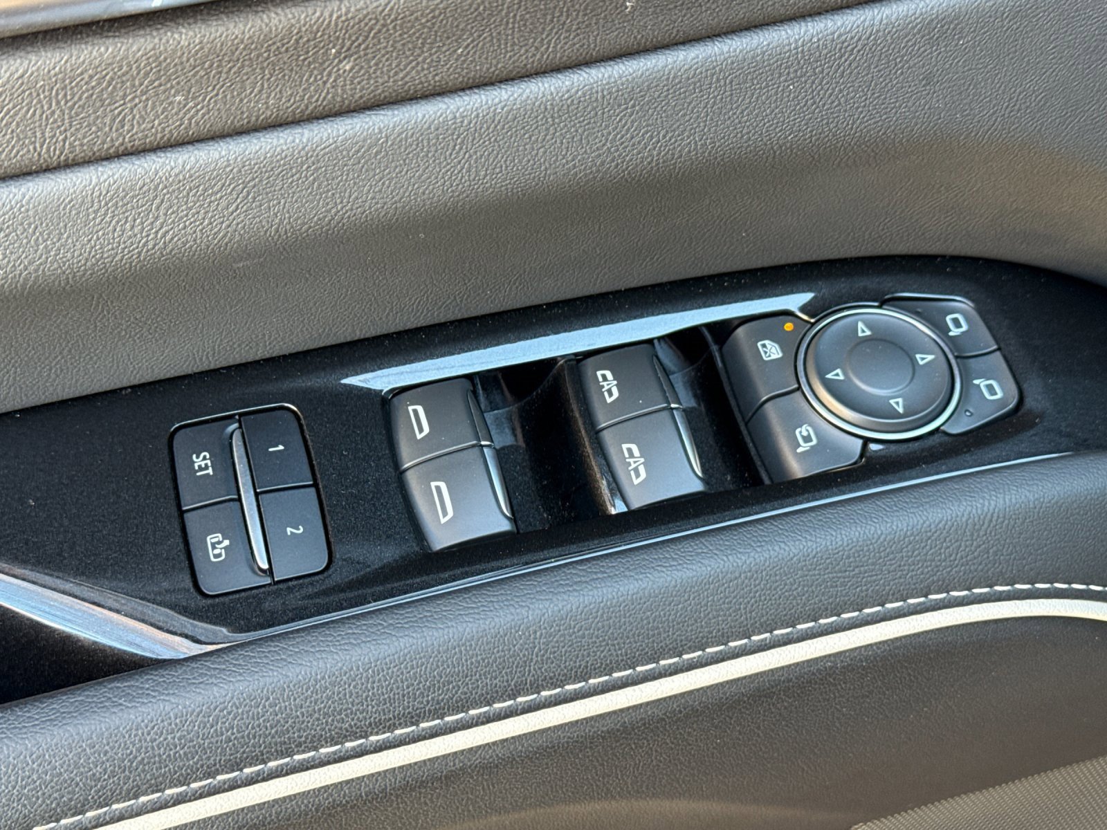 Used 2022 Cadillac Escalade Sport image 11