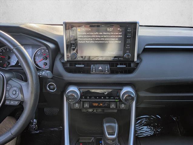 Used 2021 Toyota RAV4 XLE Premium image 12
