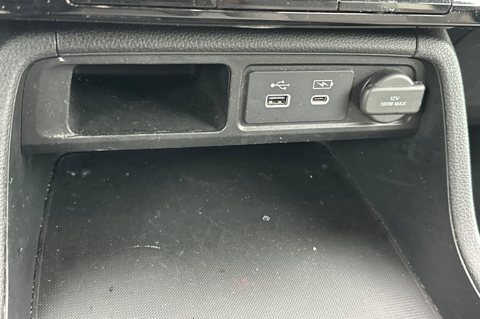 Used 2023 Honda Pilot LX image 33