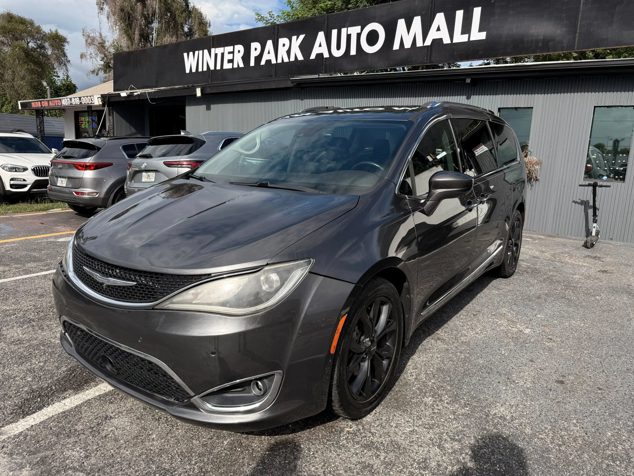 Used 2017 Chrysler Pacifica Touring-L Plus w/ Advanced Safetytec Group