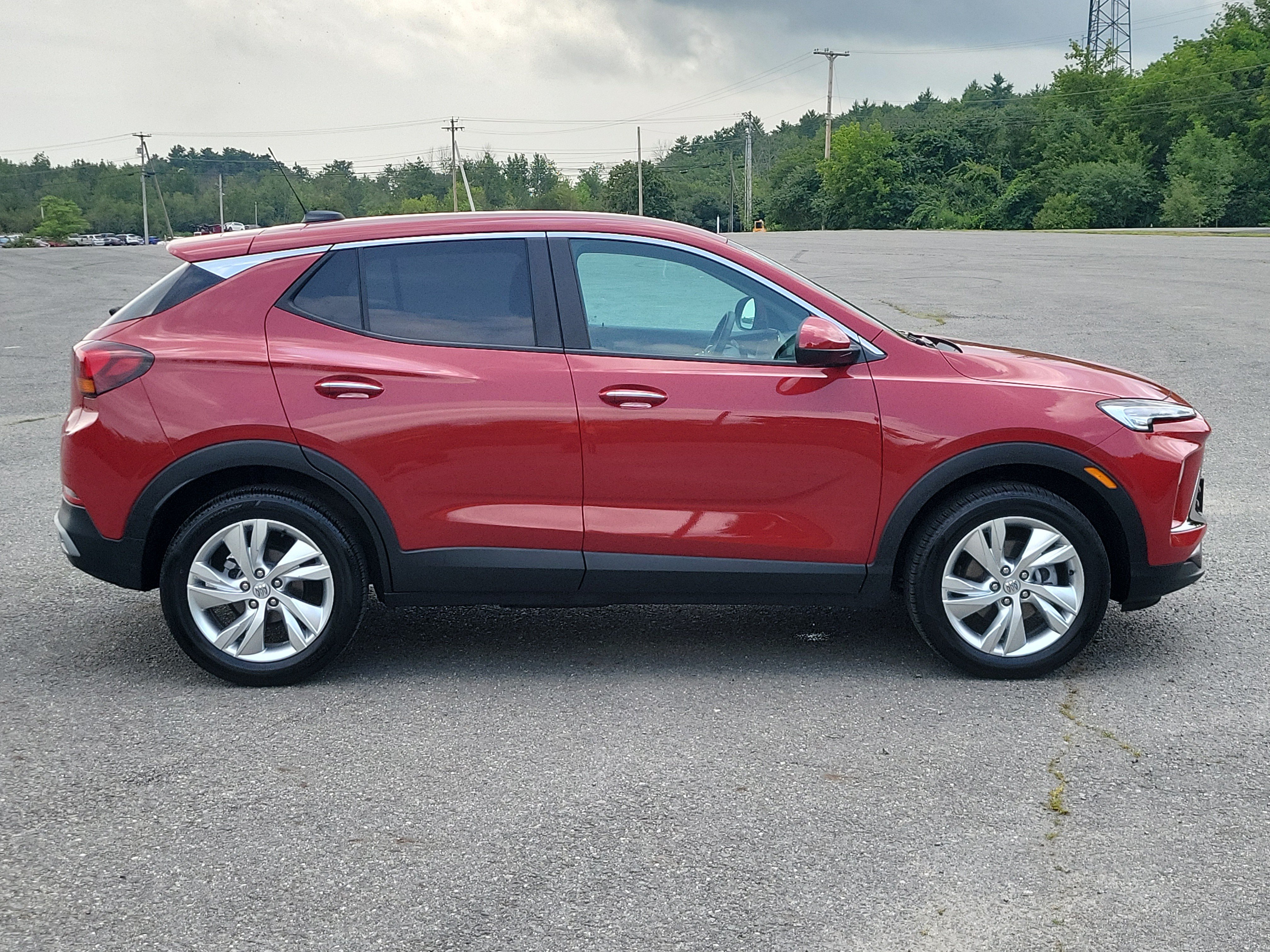 Used 2026 Buick Encore GX Preferred w/ Comfort Package AWD/4WD image 4