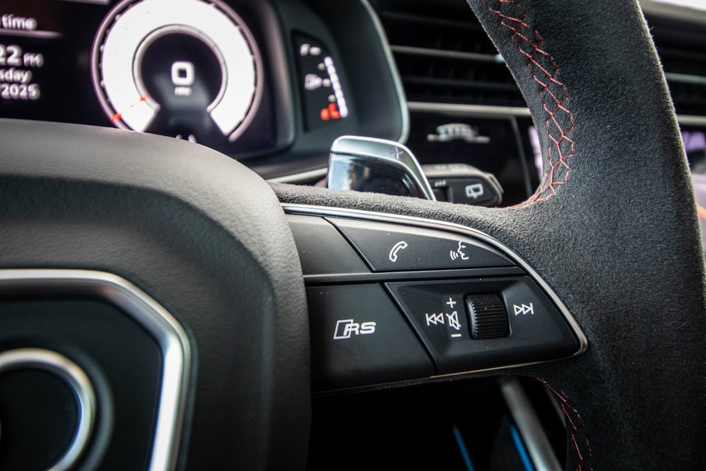 Used 2025 Audi RS Q8 performance image 42