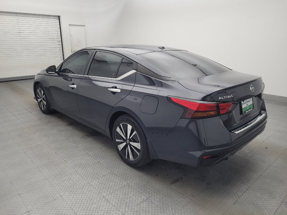 Used 2022 Nissan Altima 2.5 SV w/ SV Premium Package FWD image 9