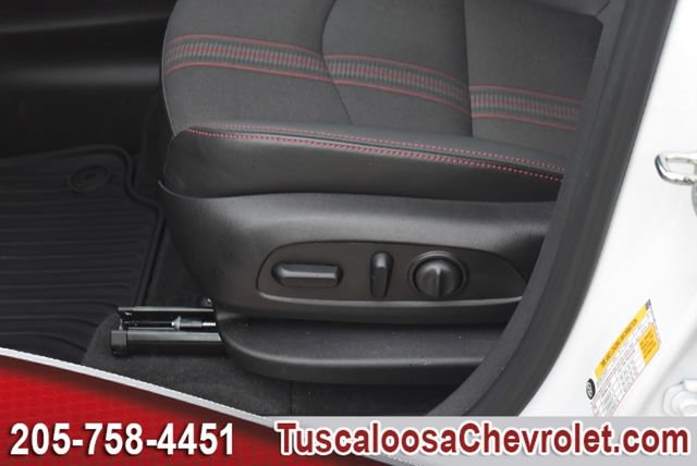 Used 2023 Chevrolet Equinox RS FWD image 20