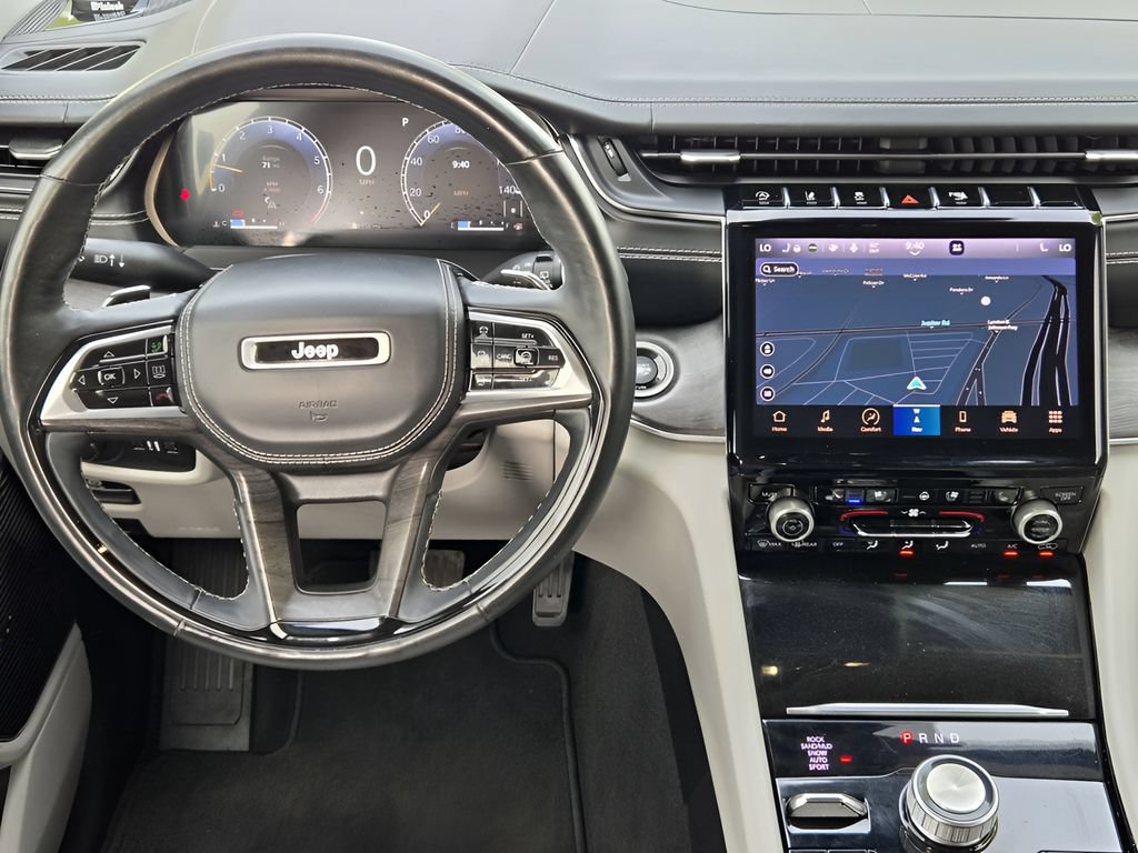 Used 2021 Jeep Grand Cherokee L Overland w/ Advanced Protech Group III AWD/4WD image 24