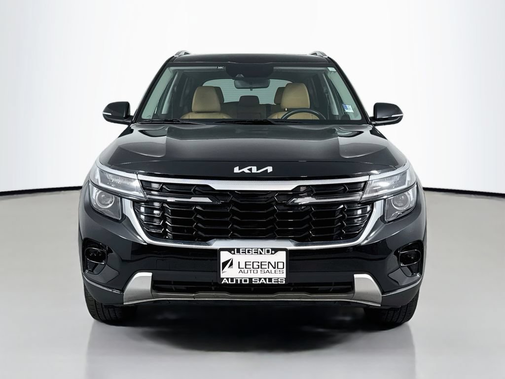 Used 2024 Kia Seltos EX AWD/4WD image 2