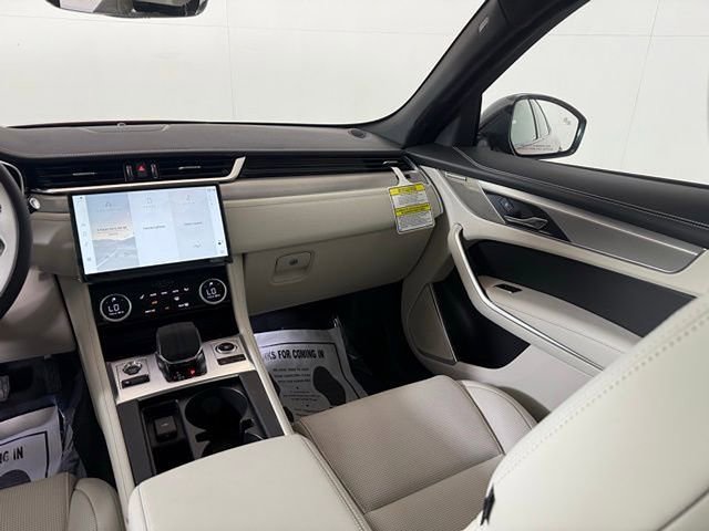 New 2025 Jaguar F-PACE R-Dynamic S image 26