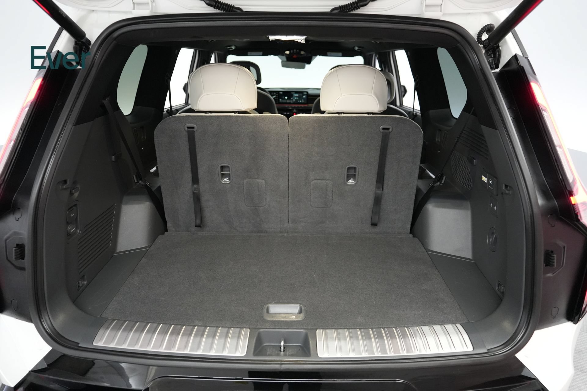 Used 2024 Kia EV9 GT-Line AWD/4WD image 8