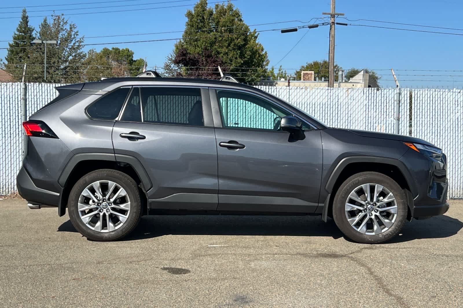 Used 2025 Toyota RAV4 XLE Premium w/ Weather Package AWD/4WD image 6