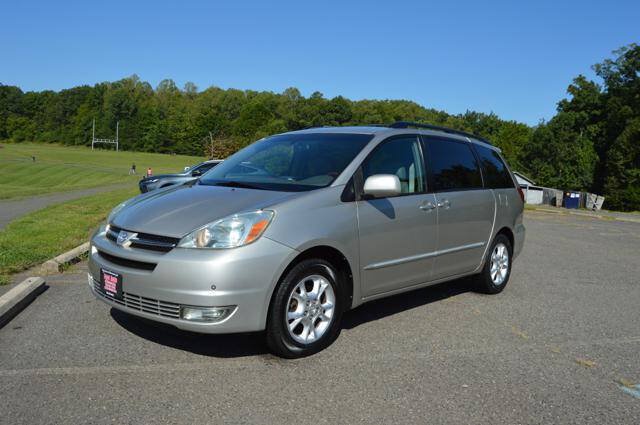 Used 2004 Toyota Sienna XLE Limited w/ Limited Pkg 5 FWD image 61