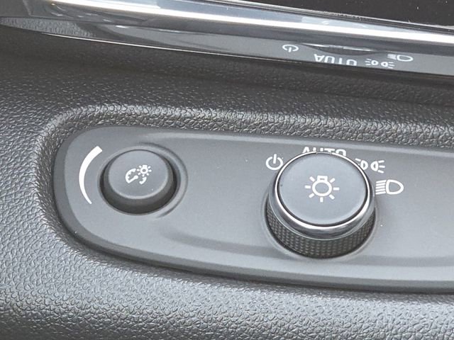 New 2026 Buick Envista Avenir image 16