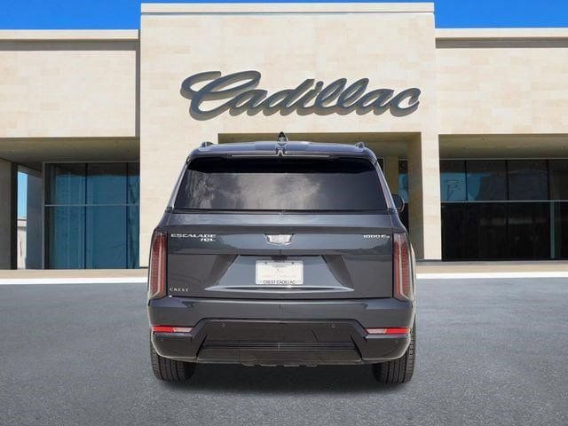 New 2026 Cadillac Escalade IQL Sport 1 w/ LPO, Floor Liner Package AWD/4WD image 4