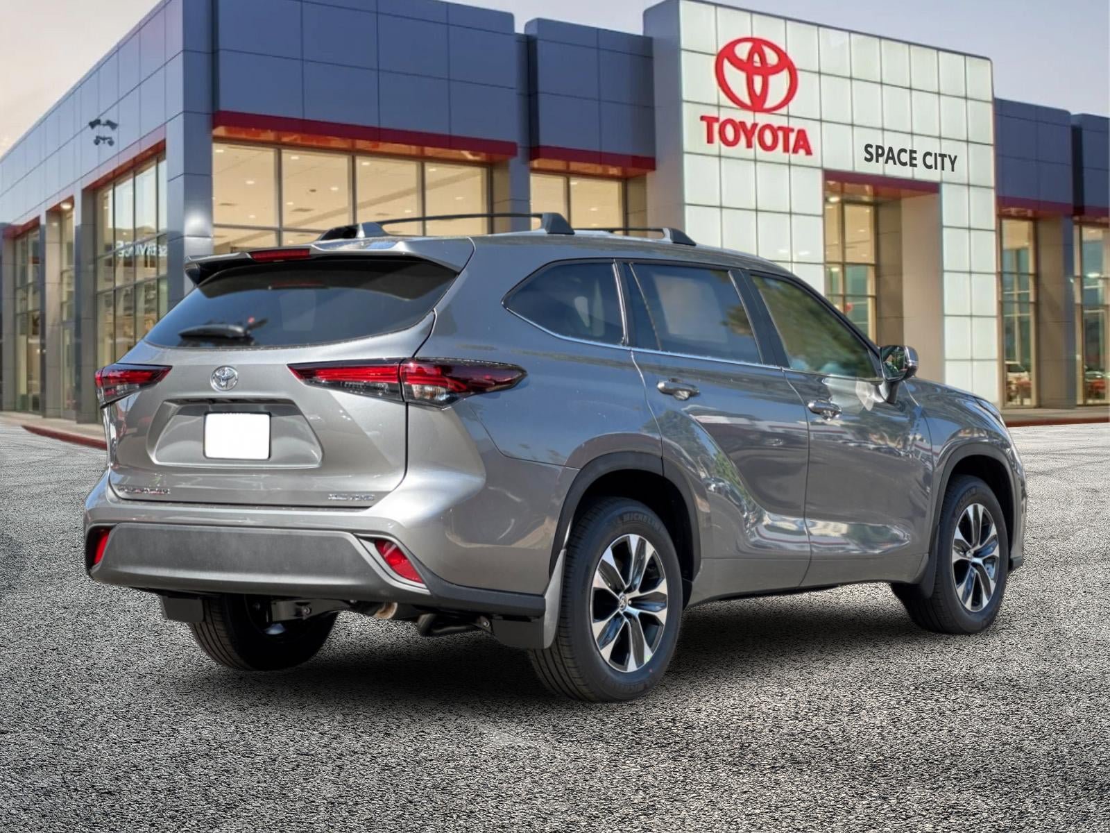 New 2026 Toyota Highlander XLE AWD/4WD image 6