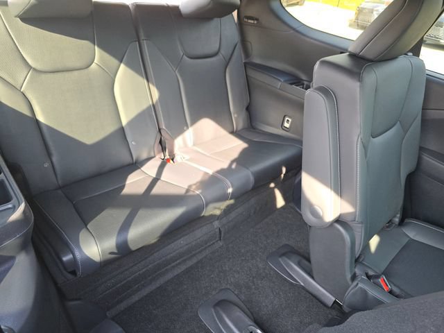 New 2026 Lexus TX 500h AWD w/ Technology Package image 5