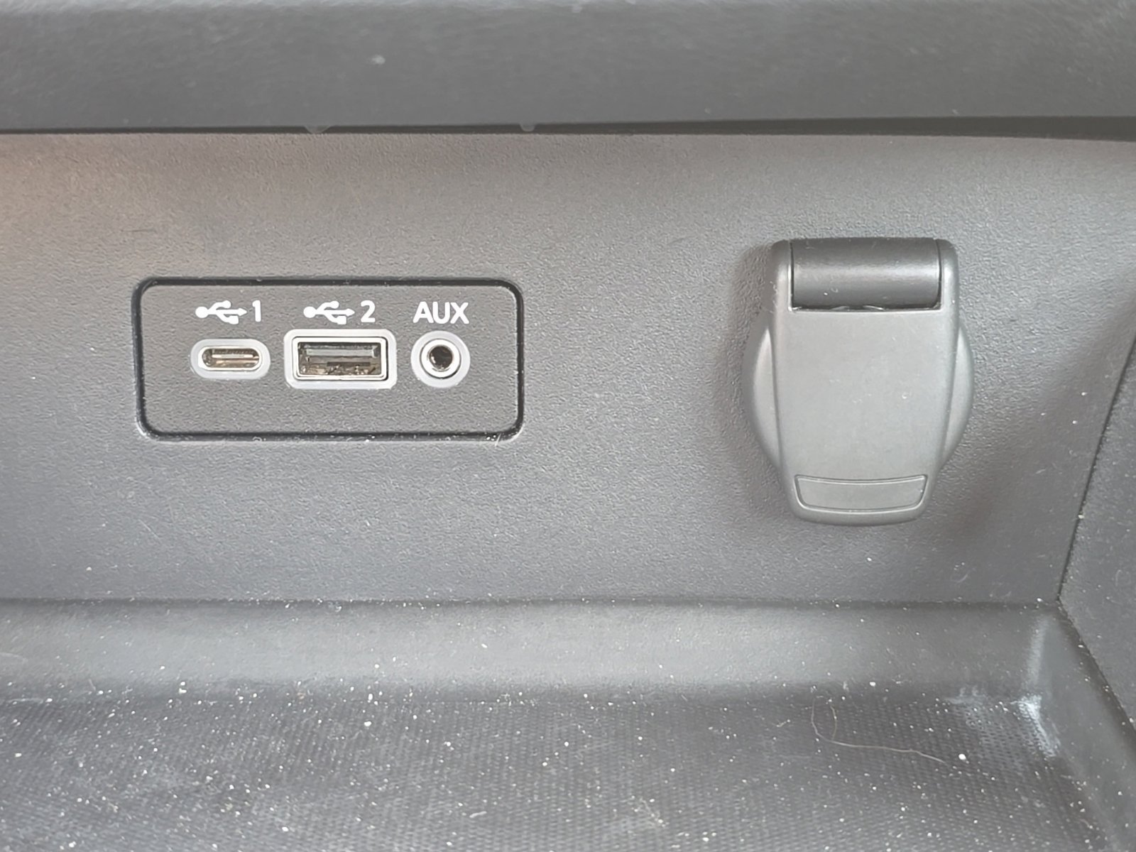 Used 2025 Nissan Altima 2.5 SV AWD/4WD image 33