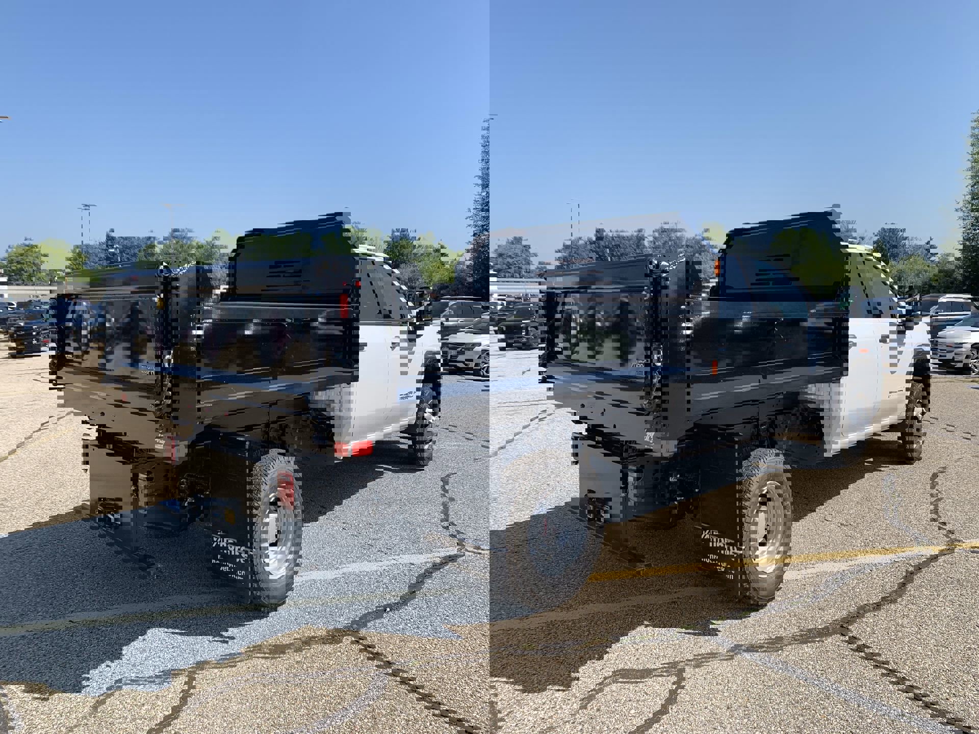 New 2025 GMC Sierra 3500 Pro w/ Convenience Package image 41