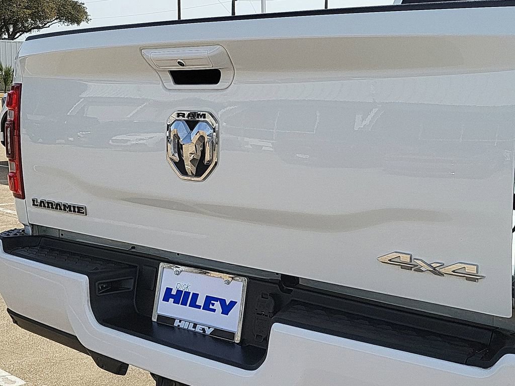 Used 2024 RAM 2500 Laramie w/ Sport Appearance Package image 31
