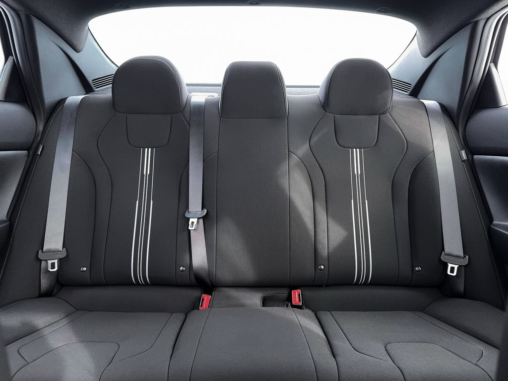 New 2026 Hyundai Elantra SEL Sport FWD image 16