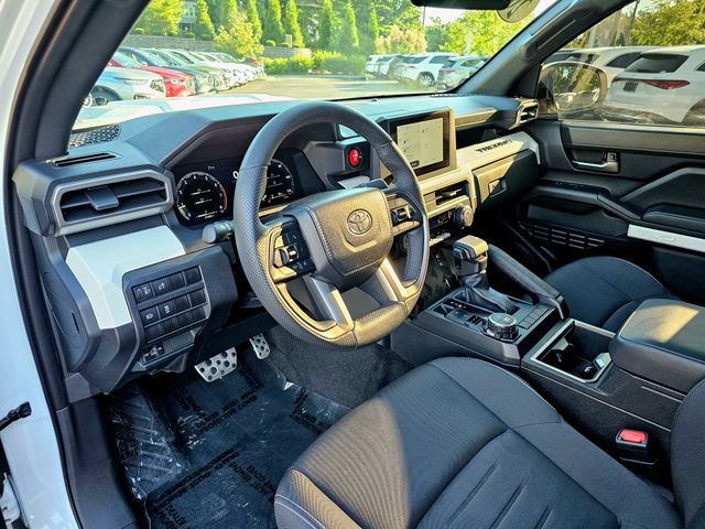 Used 2024 Toyota Tacoma TRD Sport AWD/4WD image 14