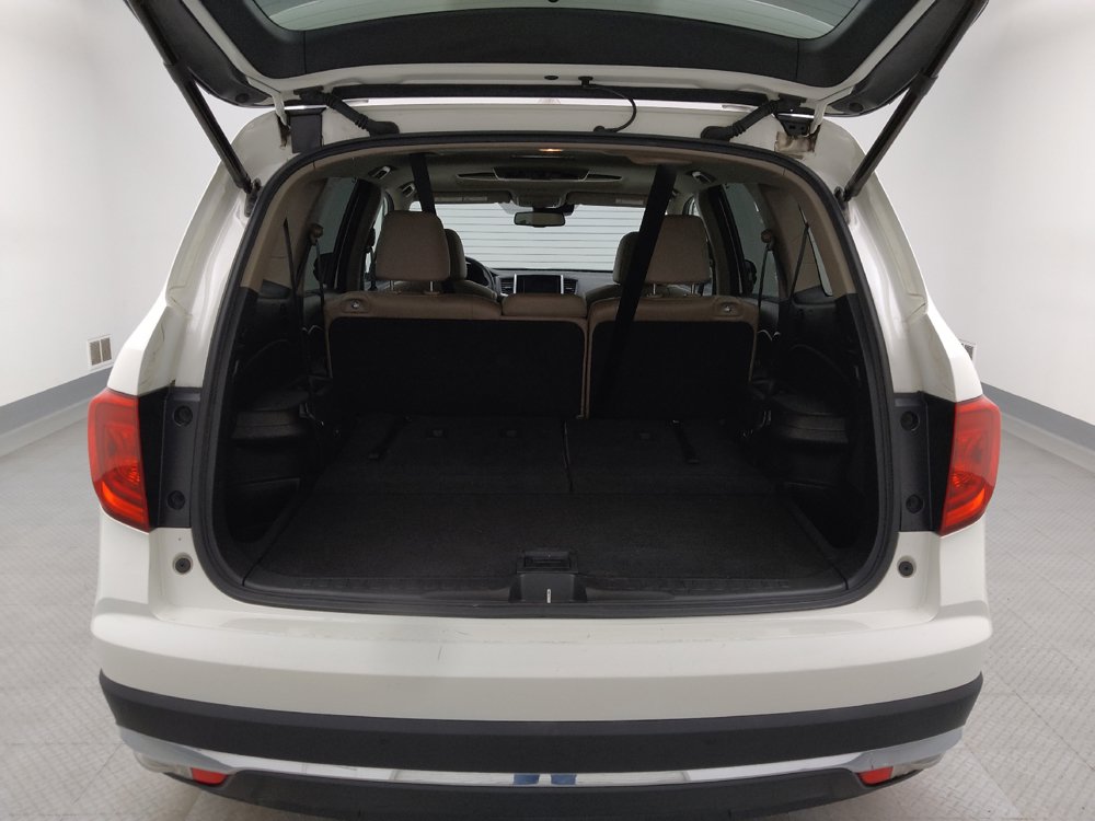 Used 2018 Honda Pilot Touring image 29