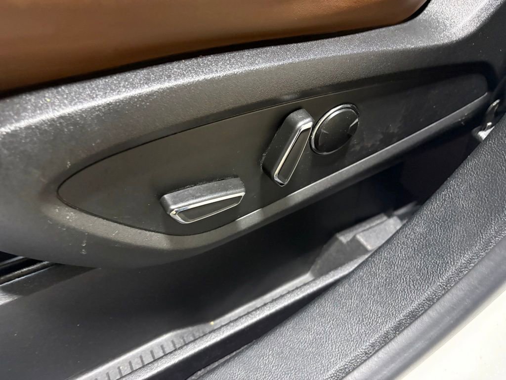 Used 2023 Lincoln Nautilus Reserve image 20