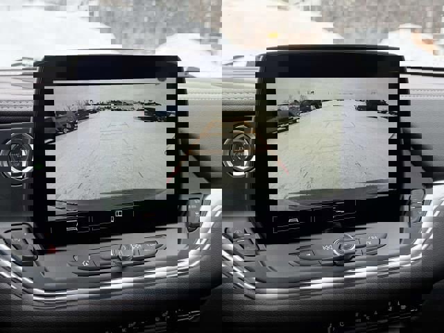 Used 2025 Chevrolet Blazer LT image 23