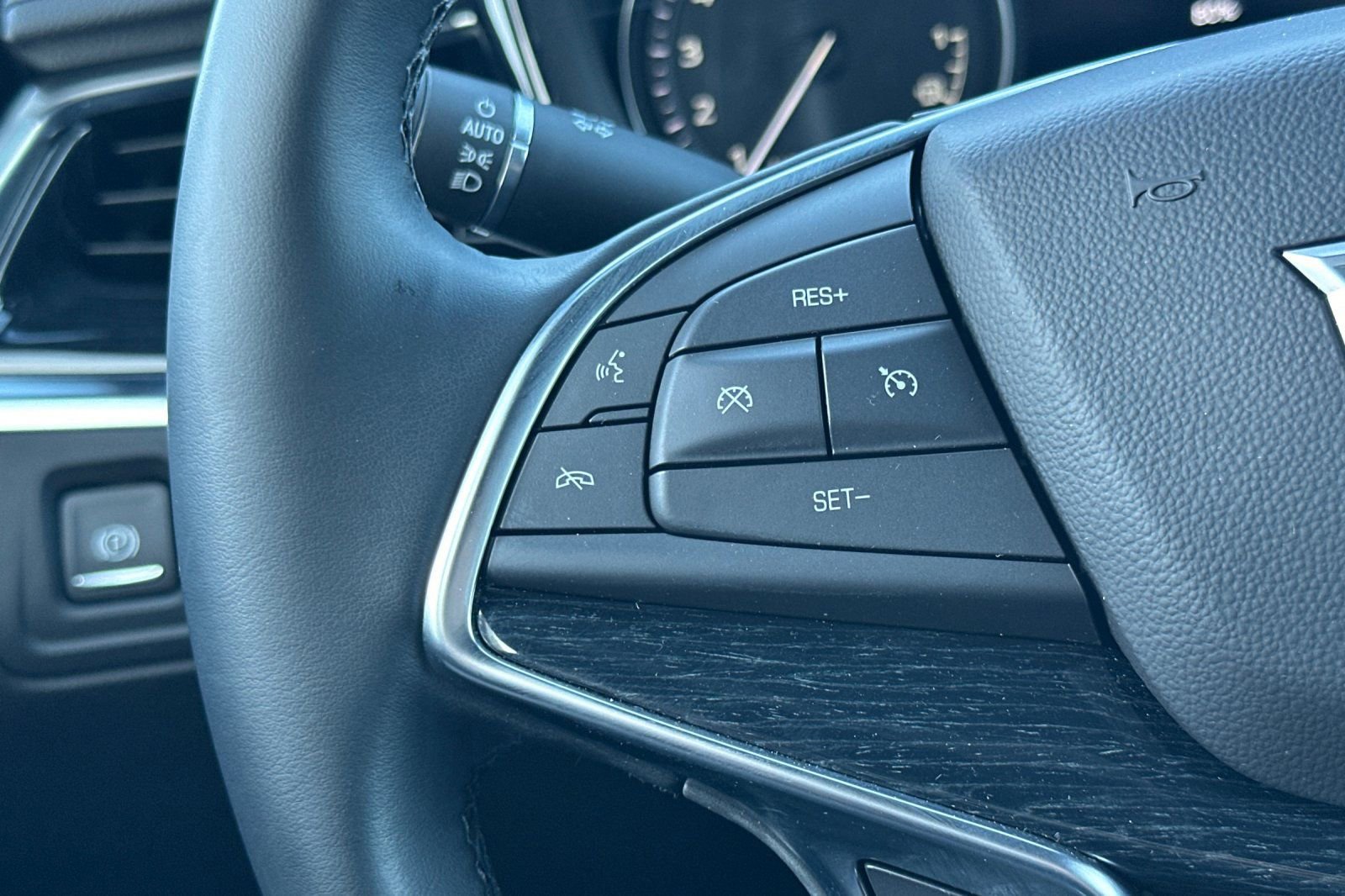 Used 2026 Cadillac XT5 Premium Luxury w/ Driver Assist Package AWD/4WD image 36