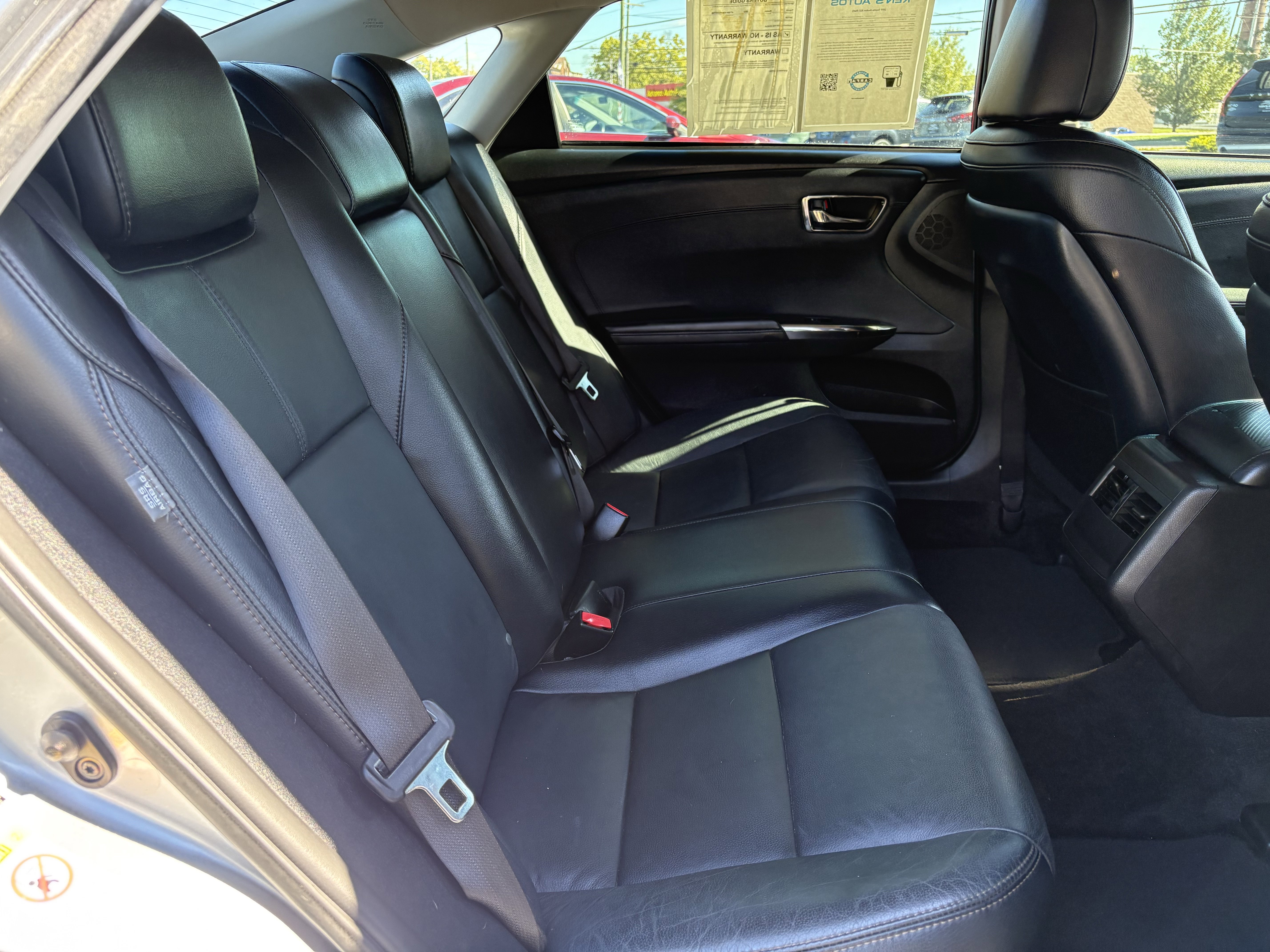 Used 2017 Toyota Avalon XLE image 26