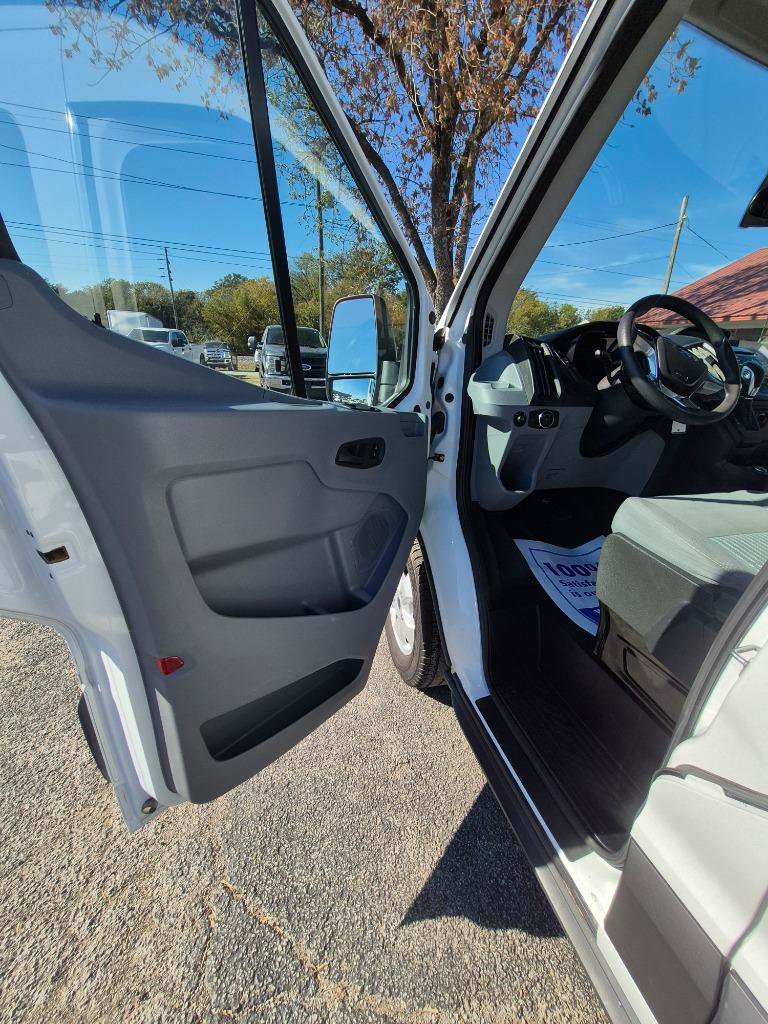 Used 2018 Ford Transit 350 XLT RWD image 9