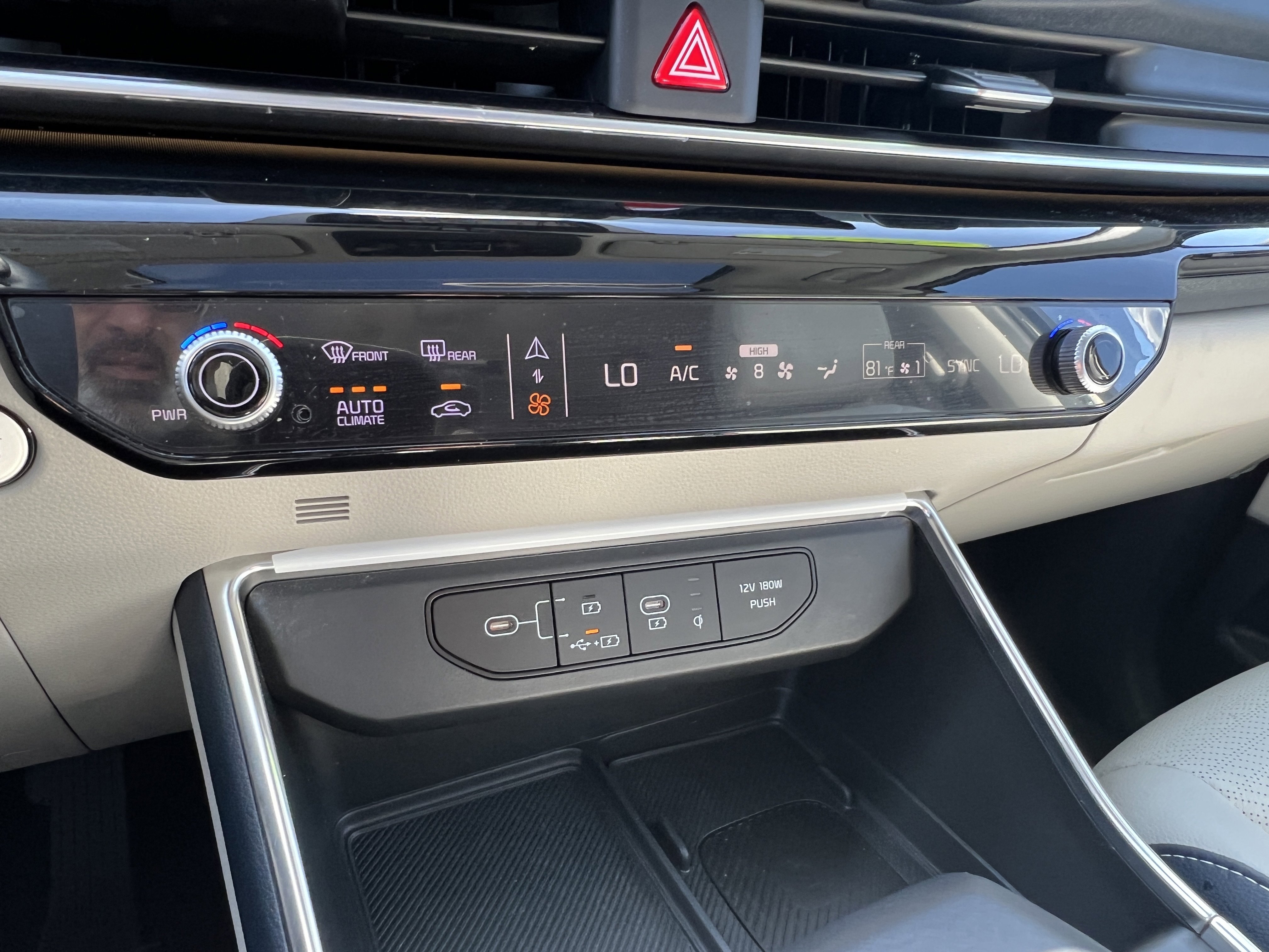 Certified 2026 Kia Carnival SX Prestige image 35