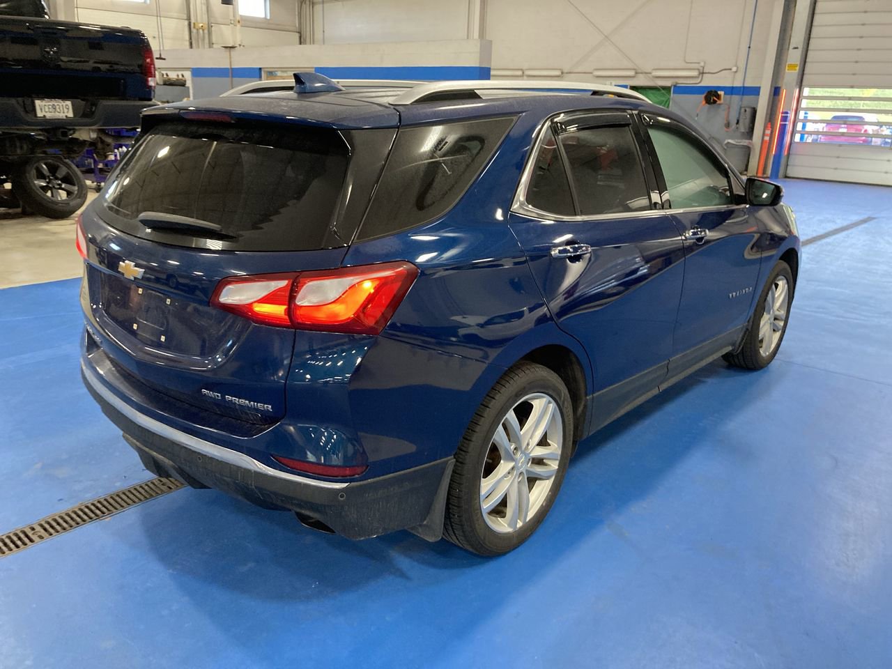 Used 2019 Chevrolet Equinox Premier AWD/4WD image 7