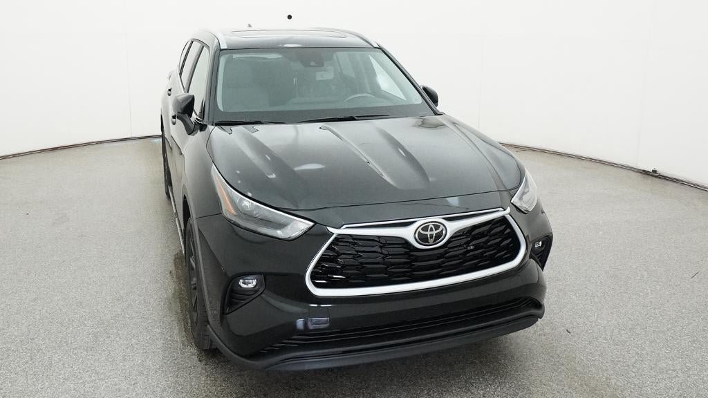 New 2026 Toyota Highlander XLE AWD/4WD image 14