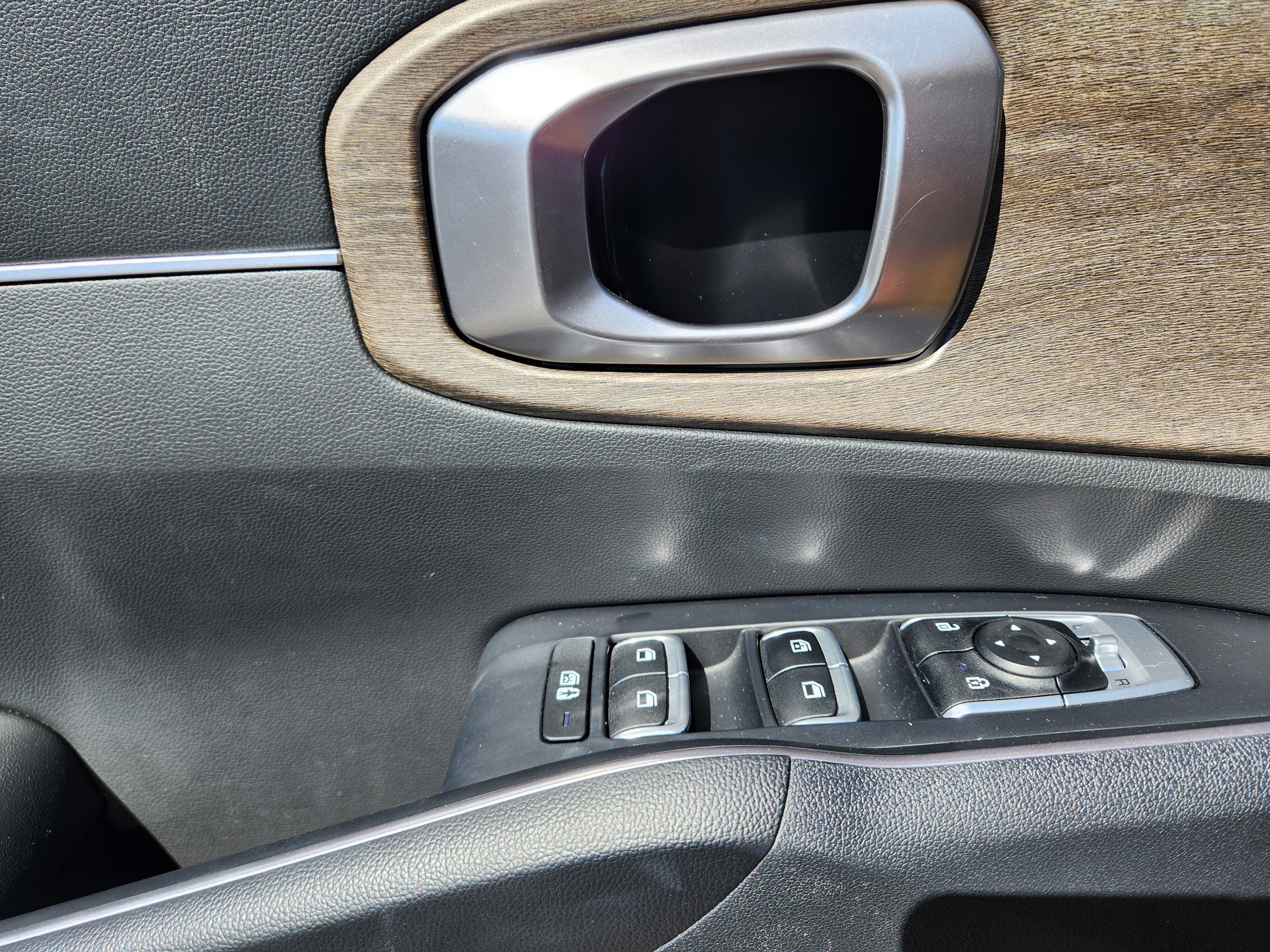 Used 2023 Kia Sorento X-Line EX image 17